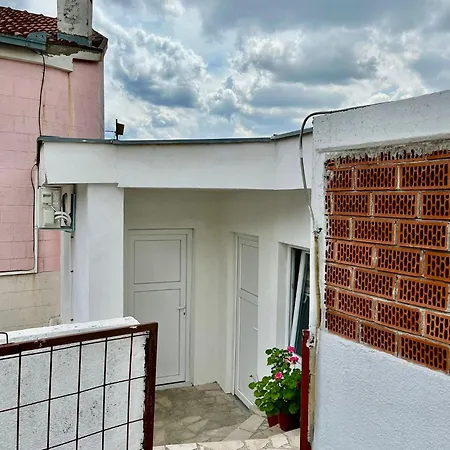 דירה Filip House